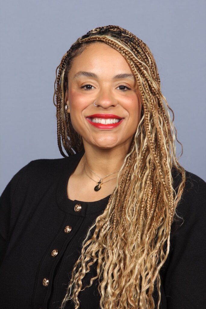 Dr. Nia Ladson